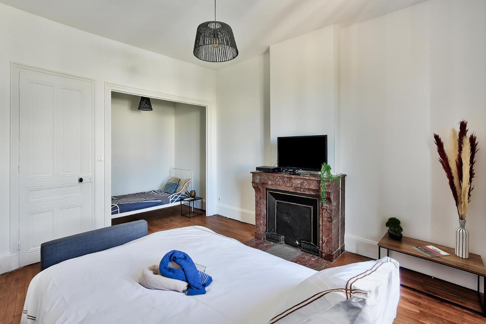 L'Oasis Urbaine - Spacieux Et Elegant Pour 5 Pers Saint-Fons Екстер'єр фото
